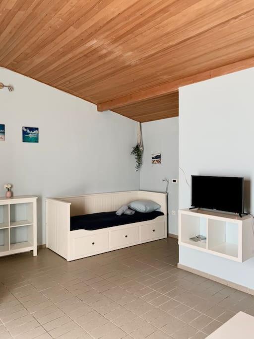 Sunny Grandma'S Garden Apartment Baška Екстериор снимка
