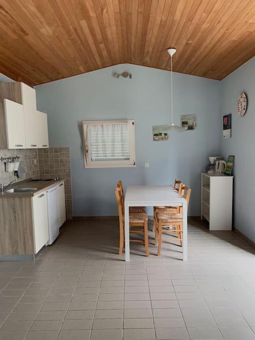 Sunny Grandma'S Garden Apartment Baška Екстериор снимка